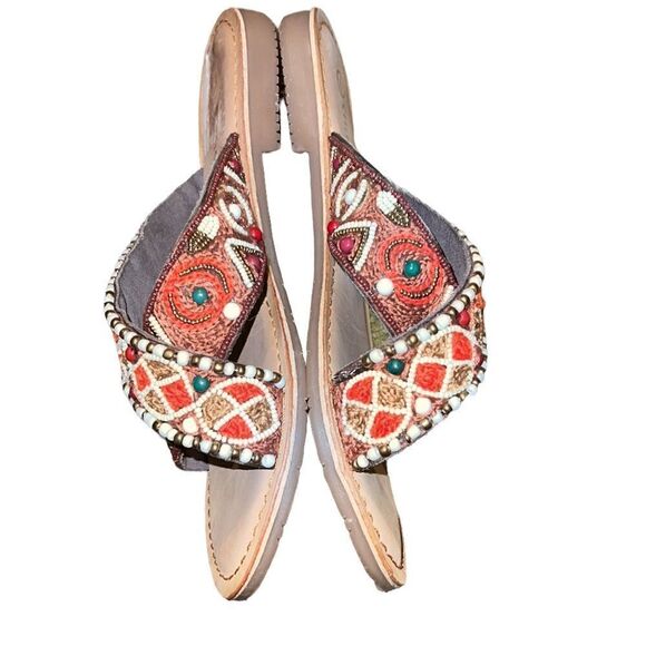 Chinese Laundry Brown Beaded Sandals Size 6 - Picture 3 of 6